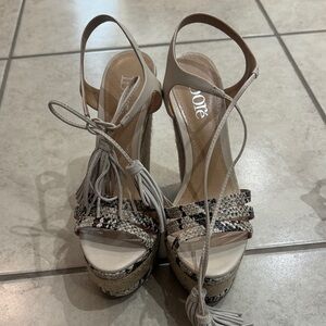 Chic Beige and Black Espadrille Wedges